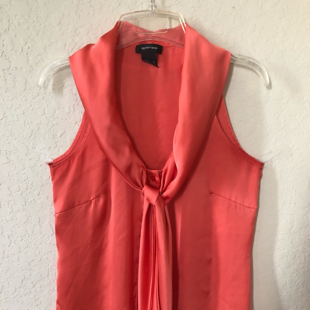 Spense Sleeveless Blouse